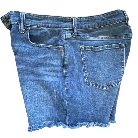 High Waisted Nautica Jean Shorts Cutoff Mom Jeans  Size 8 Waist 29 Stretch Denim - Picture 3 of 9
